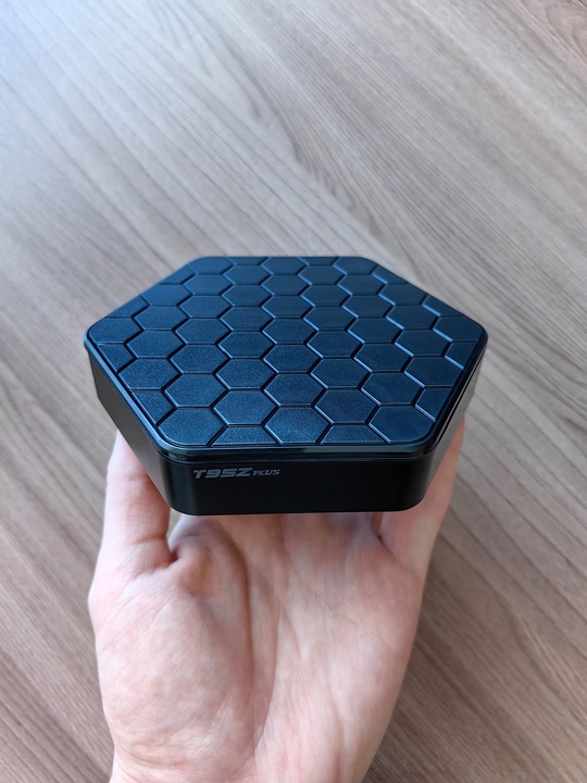 Продам новую 6K смарт приставку (2)