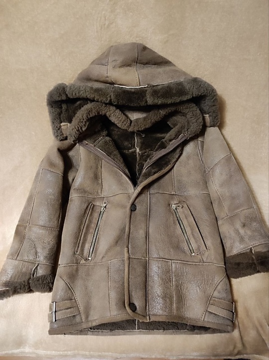 Продам дублёнку детскую, натуралка, в