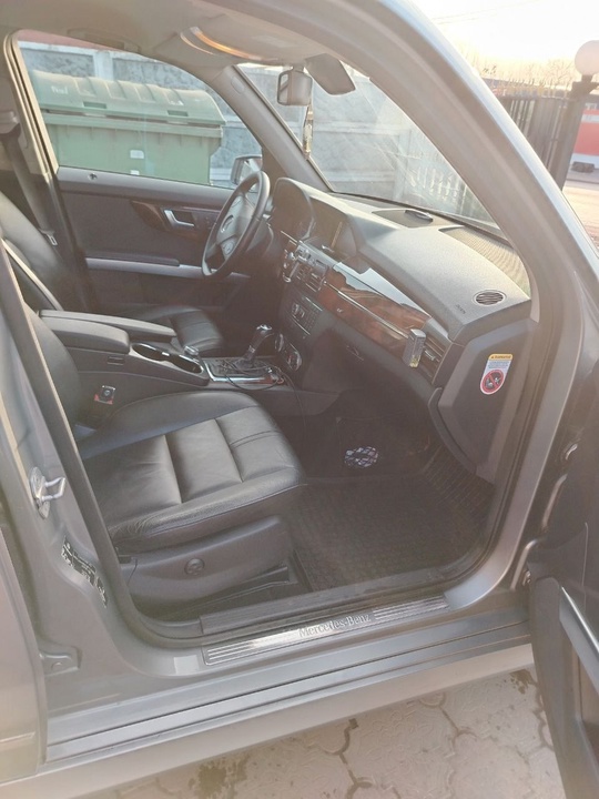 Продам Mercedes Benz GLK 350 (6)