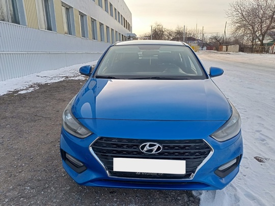 Продам : Hyundai Solaris 
Объем