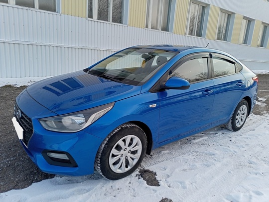 Продам : Hyundai Solaris 
Объем (1)