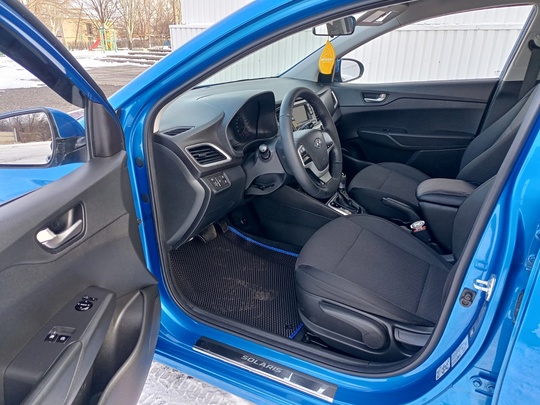 Продам : Hyundai Solaris 
Объем (6)