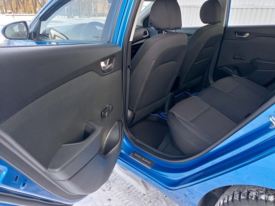 Продам : Hyundai Solaris 
Объем (7)