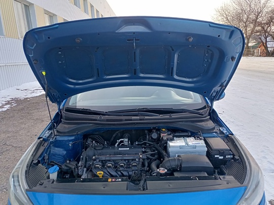 Продам : Hyundai Solaris 
Объем (9)