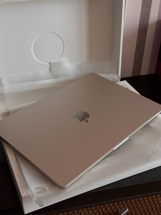 MacBook Air 
На чипе M3