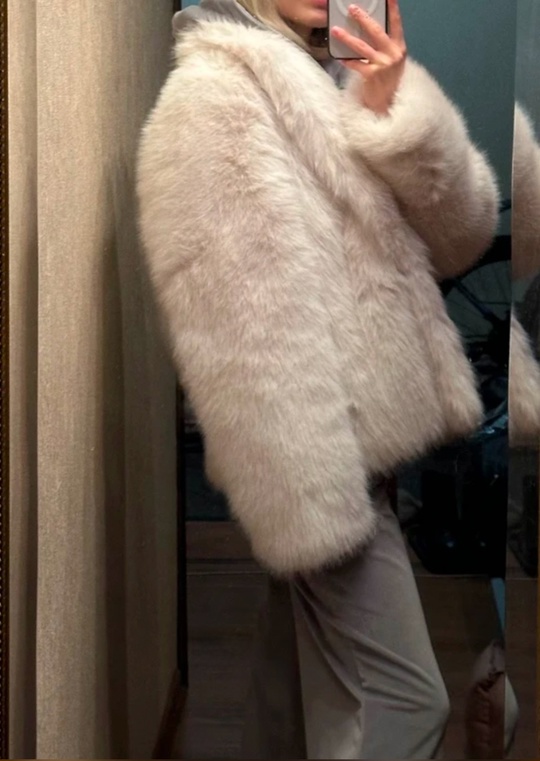 Продам шубку из искусственного меха, (2)