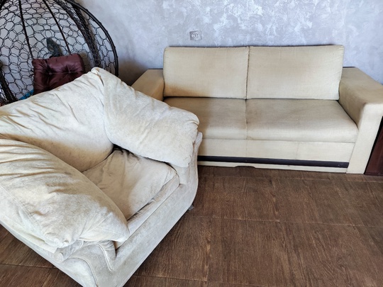 Продаю диван, размер 2.20*90 и
