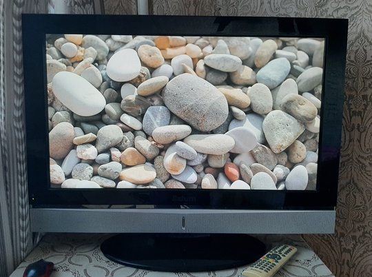 Продам ЖК-телевизор Saturn LCD 321.
32" (4)