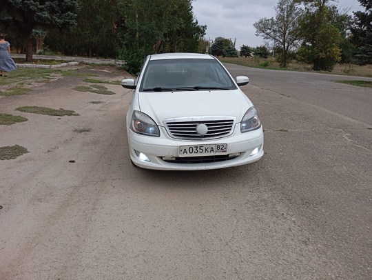 Продам срочно Geely Maple SL (2)