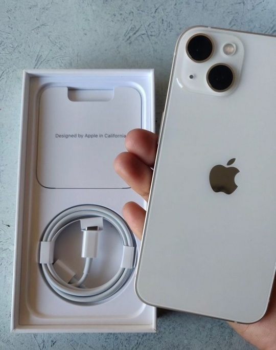 IPhone 13 на 128 гб,