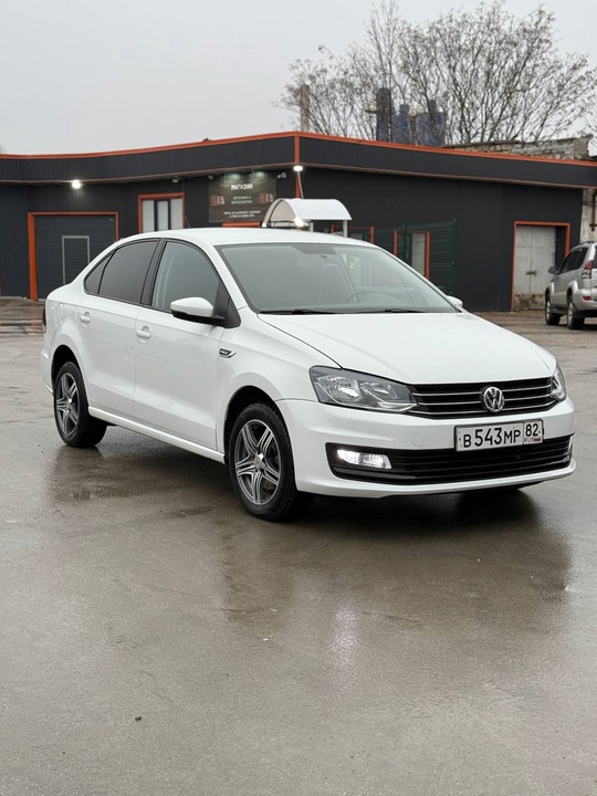 В продаже Volkswagen Polo V