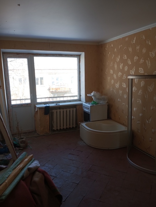Продам квартиру, с. Весёлая Гора. (1)