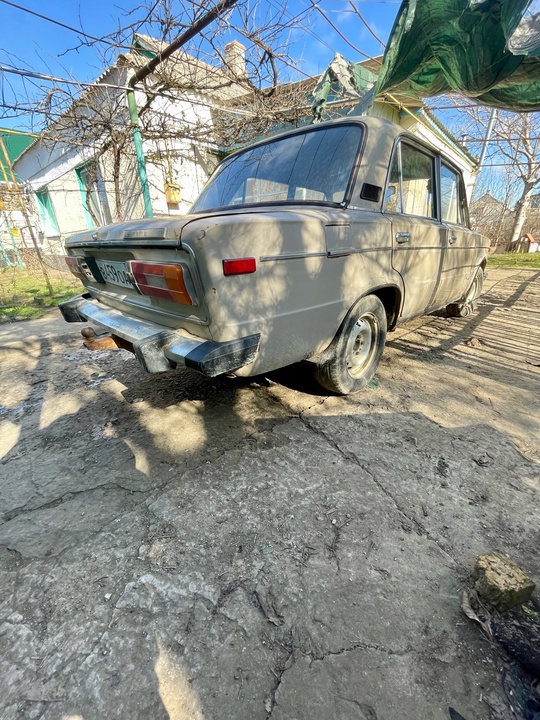 Продам Ваз 2106
Машина на ходу (3)