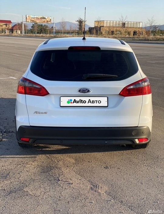 Продам Ford Focus III
2014г.в. Оригинальный (7)