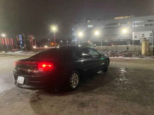 Додж интерпид, на полном ходу,