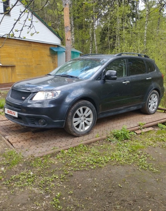 Субару трибека . 
2008 год (2)