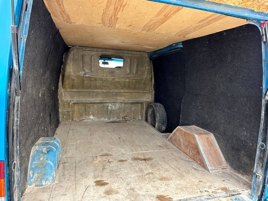 Ford Transit 1993 
2.5D 
г.Керчь (4)