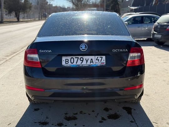Продам Skoda Octavia 2014 года (4)