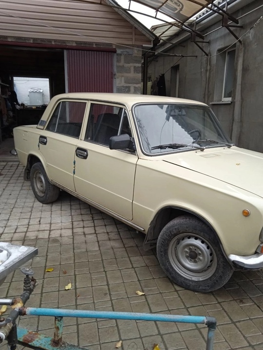 Продам Ваз 21013 1983 года (1)