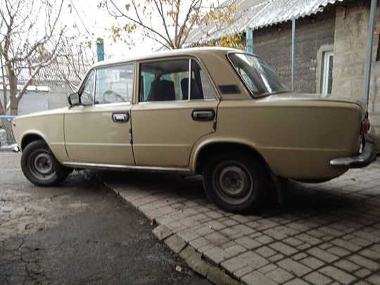 Продам Ваз 21013 1983 года (2)