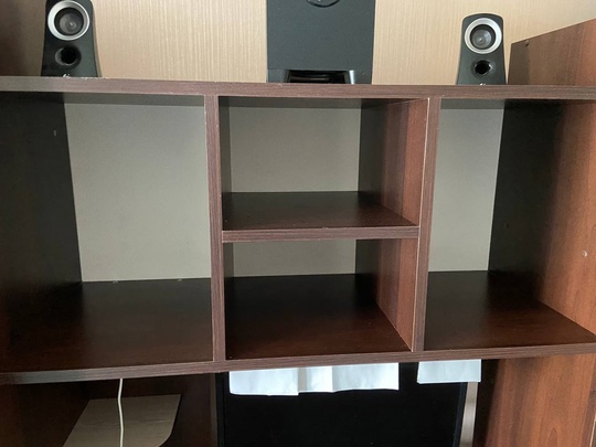 Продам компьютерный стол, состояние хорошее, (3)