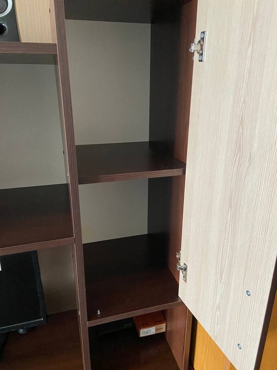 Продам компьютерный стол, состояние хорошее, (4)