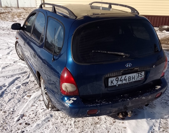 Продам хендай лантра 1999г.в. На (2)