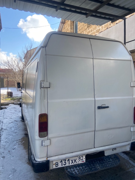 Симферополь
Мерседес 207д на полном ходу, (1)