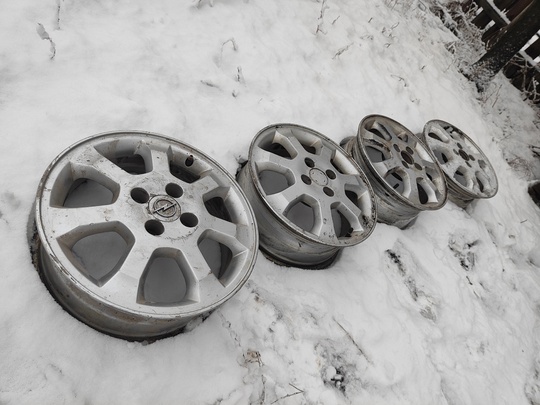 Диски Опель Opel r15.4.100
18 500 (1)