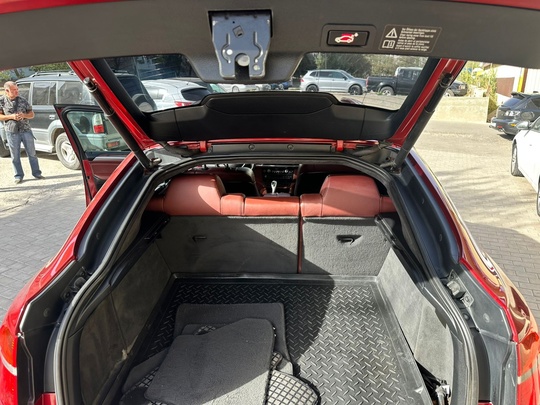 Продам BMW X 6
Год выпуска: (3)