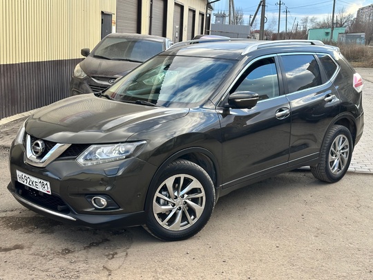 Nissan Rogue 
2015 год
2.5 бензин (1)