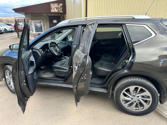 Nissan Rogue 
2015 год
2.5 бензин (2)