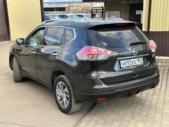 Nissan Rogue 
2015 год
2.5 бензин (4)
