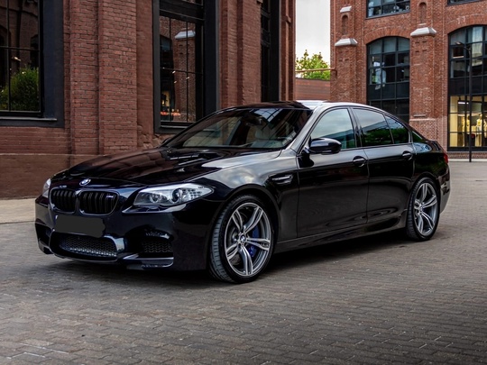 BMW M5 F10 (560лс)
г. Сииферополь
2012г
Пробег: