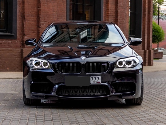 BMW M5 F10 (560лс)
г. Сииферополь
2012г
Пробег: (4)