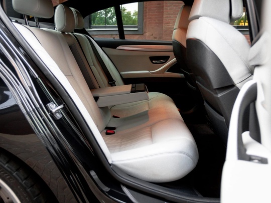BMW M5 F10 (560лс)
г. Сииферополь
2012г
Пробег: (9)