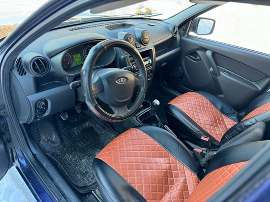 Продам LADA GRANTA 2012 
Машина (6)