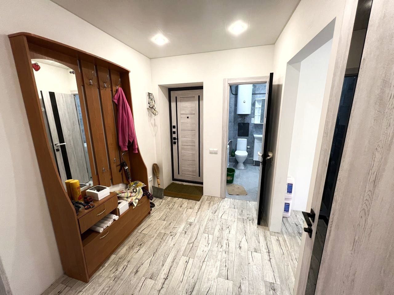 Продам 3х комнатную квартиру
Ул. Рислянда (6)
