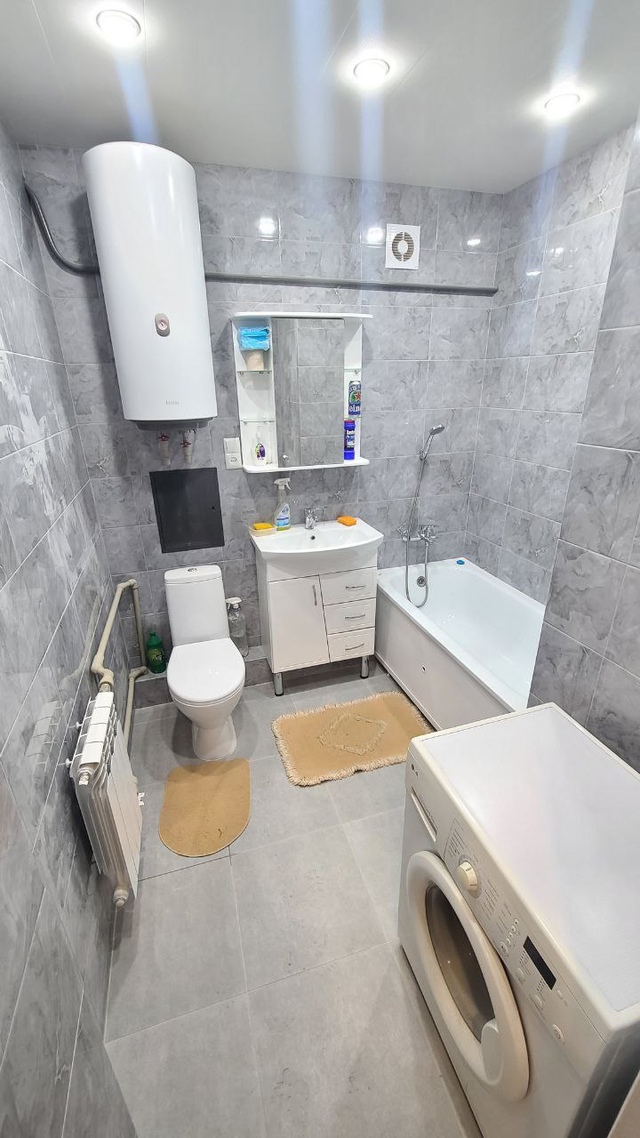 Продам 3х комнатную квартиру
Ул. Рислянда (7)