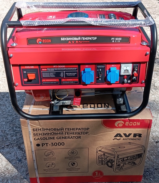 Продам бензиновый генератор Edon PT-3000,