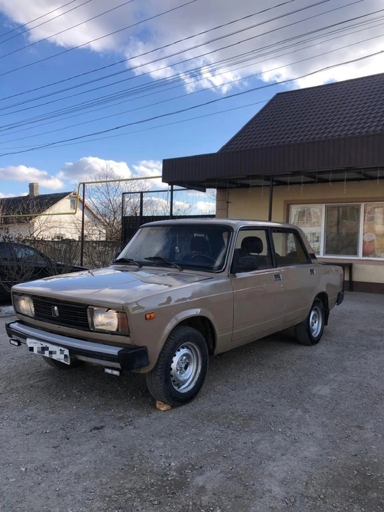 Продам
ВАЗ 2105
Цена 110к хороший торг
Осмотр (3)