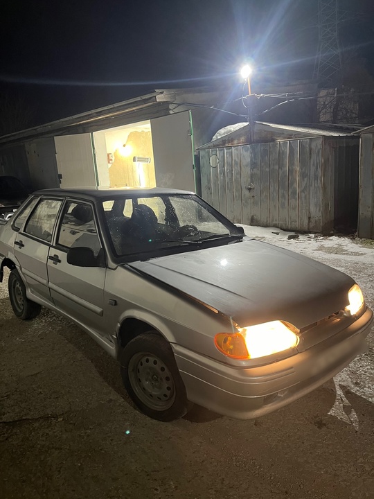 Ваз 2115 , 2002 год! (2)
