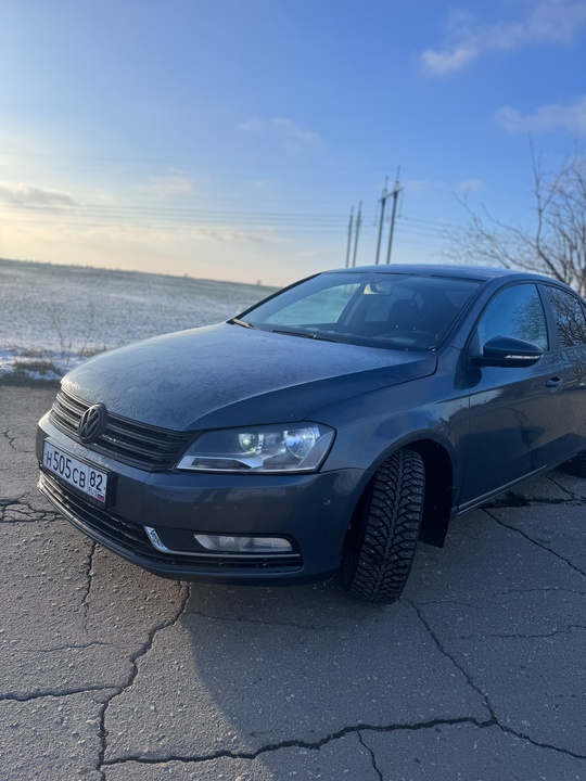 Продам отличный вместительный автомобиль 2012 (7)