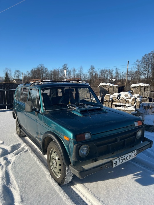 Нива 2131
1996 год
85 тыс цена (4)