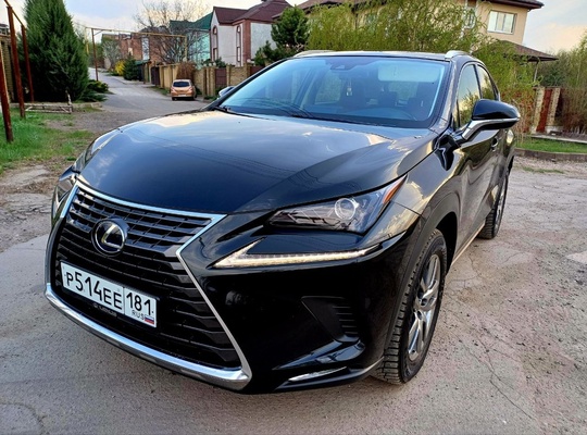 Продам Lexus NX 300h
Премиальная иномарка