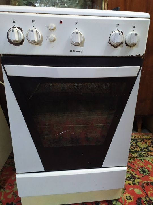Продам газовая плита Hansa
Есть нюансы.