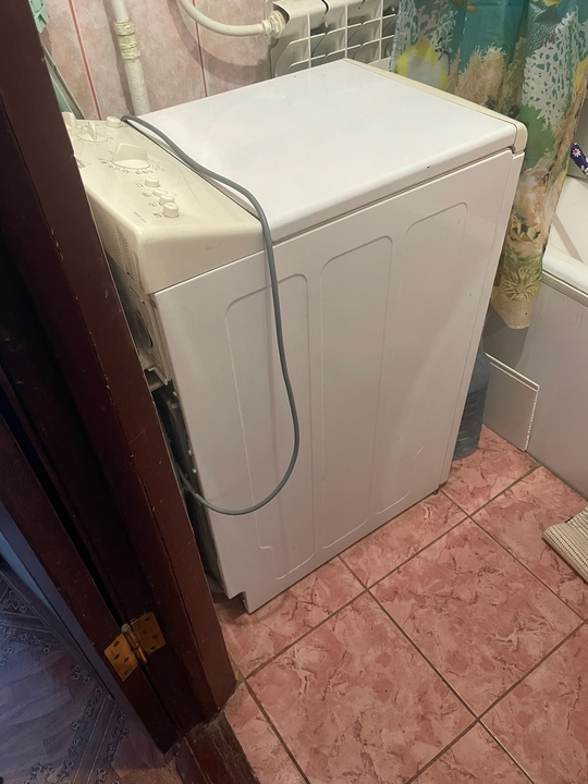 Продается стиральная машина Whirlpool AWT (2)