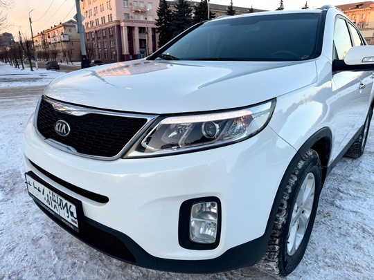Продам KIA Sorento || 2,4 (5)