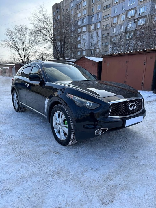 Продам Infiniti FX 35
Год выпуска: