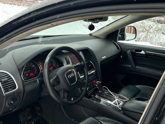 В ПРОДАЖЕ‼️

Автомобиль: Ауди Q7
Город: Рыбинск.
Год: (7)